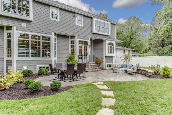 Concrete Patio Landscaping in Glendale