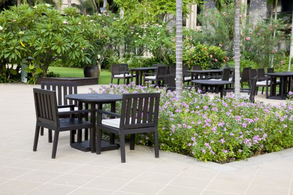 Courtyard Landscaping in Glendale