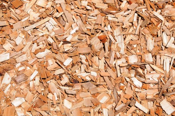 Cypress Mulch Spreading in Glendale